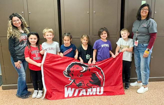 Austin Elementary School celebrates Dr. Suess Week