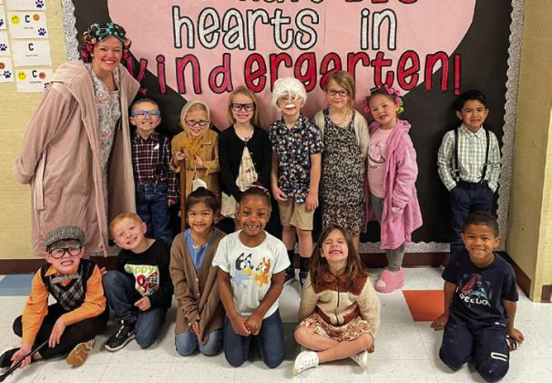 Childress Elementary School celebrates 100 days of school