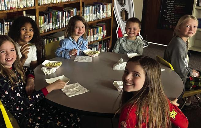 Sparklers ‘Go for the Gold’ in accelerated reading