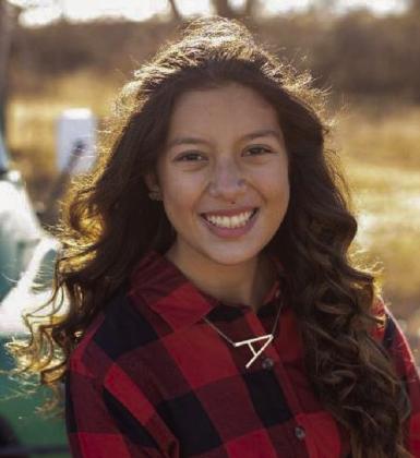 A senior, Arianna Pena is the daughter of Gene and Noemi Pena. Her sponsor is Pilgrim Bank.