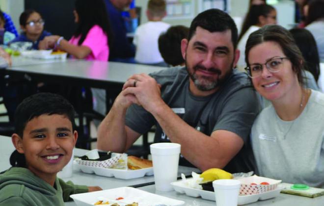 Sparklers experience ‘Eat Lunch with your Child Day’
