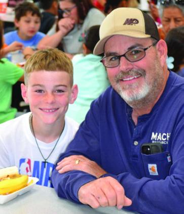 Sparklers experience ‘Eat Lunch with your Child Day’