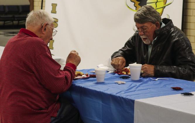 Memphis High School hosts Veterans Day breakfast, program