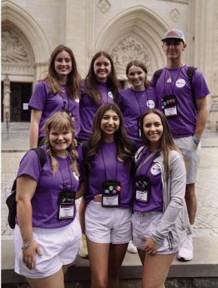High school students travel on the Texas Electric Cooperatives Government-in-Action Youth Tour. Back row, from left: Ava Sims, Frenship High School, Corbin Daniel, Childress High School; Meg Ridens, Childress High School; Gunnir Bateman, Spur High School. Front row, from left: Clancey Harris, Quanah High School; Melania Ramirez, Patton Springs High School; Gracie Potter, Shallowater High School.