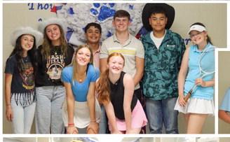 Homecoming dress-up