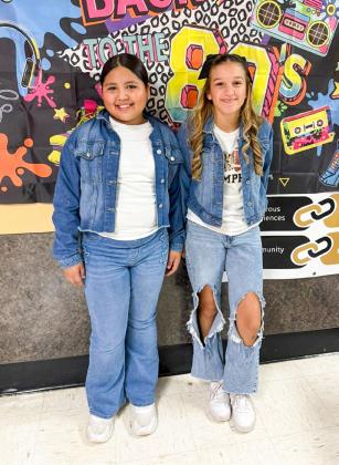 Seeing double: Cyclones show school spirit during Twin Day