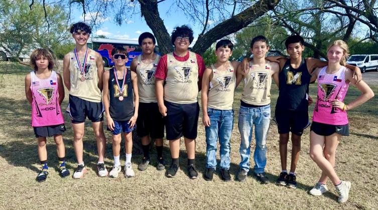 Memphis cross country teams compete in Valley Invitational