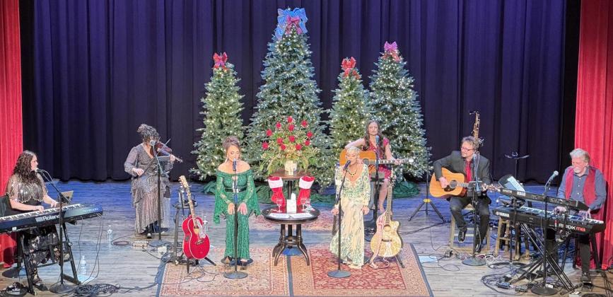 Captured from the balcony of the historic Wellington Ritz Theatre, fans filled the venue for the 8 p.m. Friday, Dec. 5 Grits and Glamour Tour performance by highly acclaimed Pam Tillis and Lorrie Morgan. The country music classics delighted both old and new fans as they made their stop in Collingsworth County as they travel across North America. Fans exchanged rave reviews of the unforgettable Christmas season performance at the elegantly attired Ritz venue.