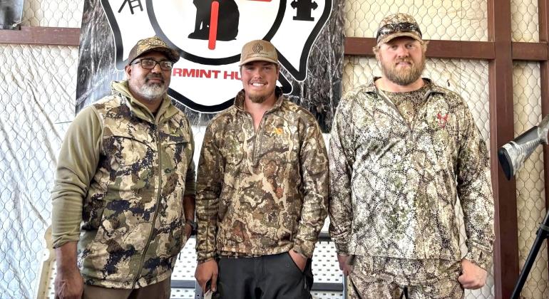 Tanner Park, John Gruben, Joey Sepada; third-place Heavy Three-Stringer, 97.4 lbs.