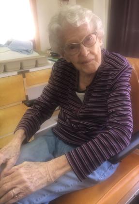 Folks gather for 104-yearold Lee Hood’s farewell
