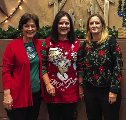 Wellington State Bank patrons partake in Christmas Open House