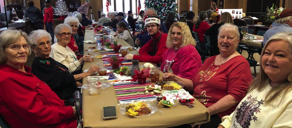 A highly anticipated event each holiday season for Collingsworth County residents, Wellington State Bank invites the community to its Christmas Open House for food, fellowship and entertainment. Visitors arrived from 10:30 a.m. – 2:30 p.m. Thursday, Dec. 8. Wellington Independent School District and home-schooled music students of Monson Music Studio Monson performed vocal, piano and violin selections for the crowd. Door prizes included festive poinsettia plants. The Red River Sun/Bev Odom