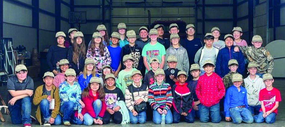 Fifth graders take wildlife Mill Iron Ranch tour