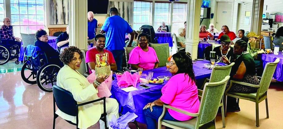 Massey shines Jesus’ light at Wellington Care Center for 51 years