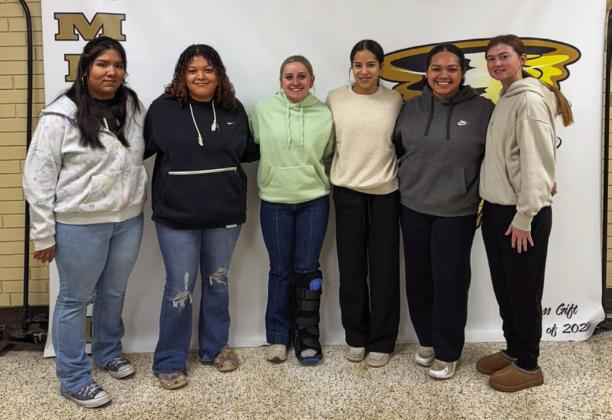 Memphis Lady Cyclones, including Yolanda Escovedo, Syrenidy Castillo, Chloie O’Neal, Jaelyn Gaxiola, Keona Pierson and Anslie Montgomery, were recently named to the third six weeks A-B honor roll.