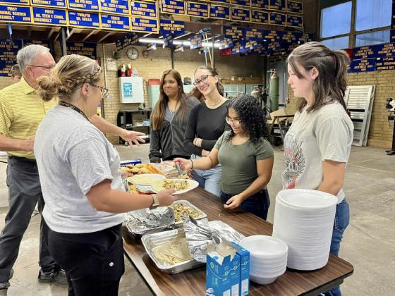 Memphis FFA whips up breakfast favorites