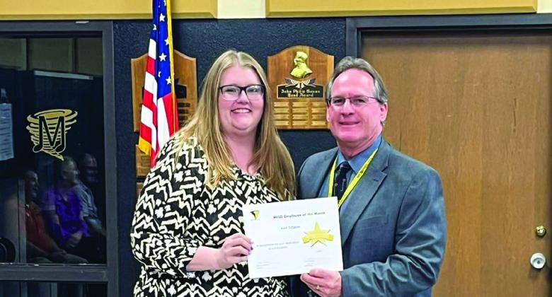Austin Elementary School Fine Arts Instructor Ami Tribble receives March Employee of the Month recognition during a recent Memphis Independent School District (ISD) Board of Trustees meeting. Hearn is congratulated by Memphis ISD Superintendent William Alexander. “These ladies work diligently to provide a great learning experience for our students,” Alexander said. “We are thankful for them.”