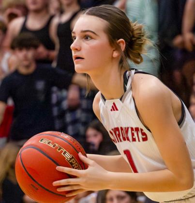 Lady Rockets close out season in regional final round