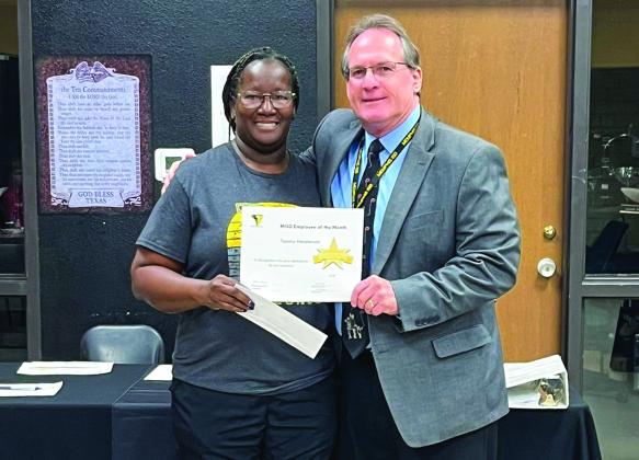 Memphis ISD recognizes Superintendent’s List, Employee of the Month honorees