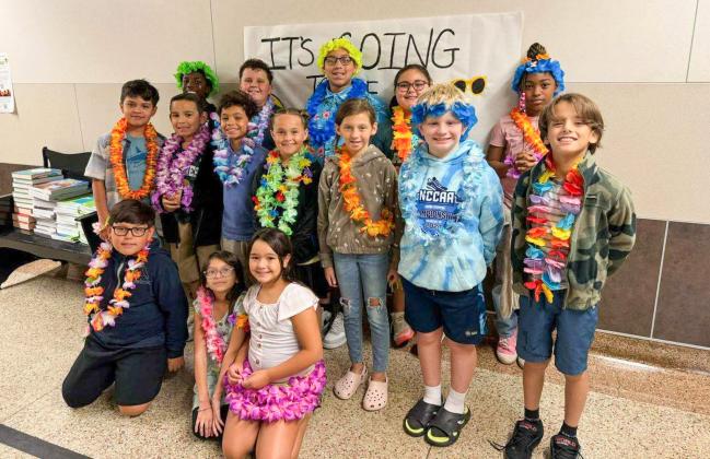 Cyclones kick off season island style