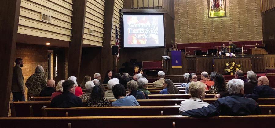 Collingsworth County joins for Thanksgiving service