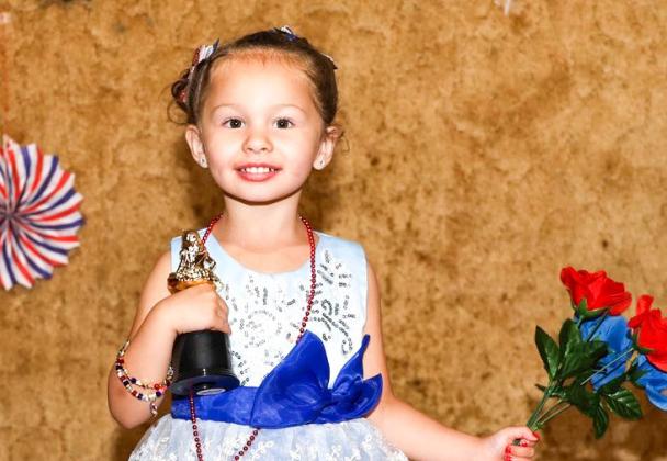 ‘Oh, My Stars and Stripes’ welcomes patriotic beauties and beaus