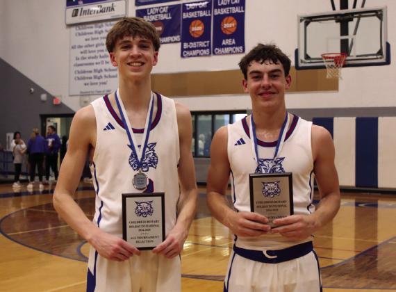 Area teams battle for Childress Rotary Club Holiday Basketball Invitational Championship