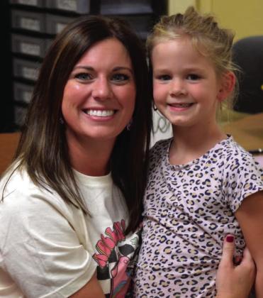 Wellington Elementary School Sparklers  partake in Meet the Teacher