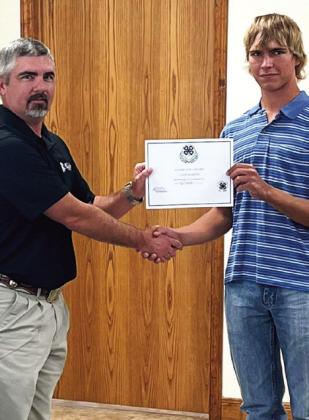 Gold Star recipient,All-Around 4-H member recognized at annual Hall County 4-H banquet