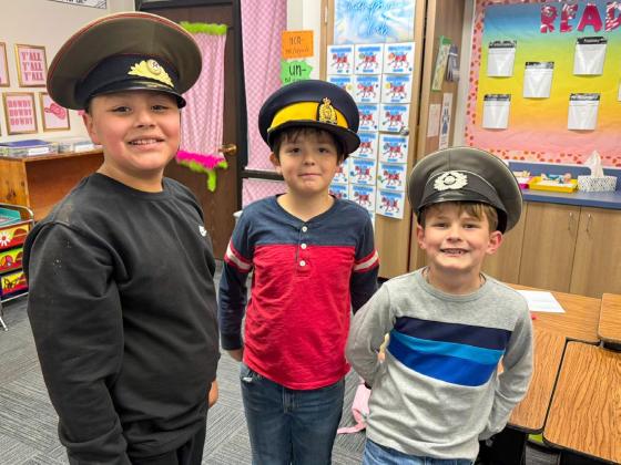 Childress Elementary School puts on their thinking caps