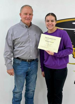 Memphis High School senior Macaela Graham accepts the Superintendent’s List designation from Memphis High School Principal Dick Hutcherson. KKR Photography
