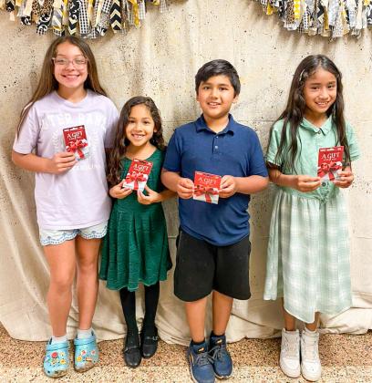 Memphis Independent School District students earn gift cards for their completion of tasks, including all-year perfect attendance and 100 Accelerated Reading (AR) points. MEMPHIS ISD