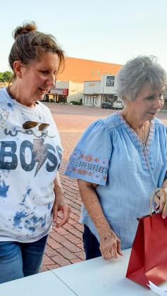 Dozens attend Memphis Chamber Poker Fun Run