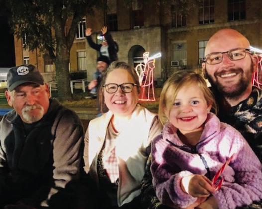 Collingsworth Chamber crafts Christmas on the Bricks, Red Ticket giveaway coming Dec. 17