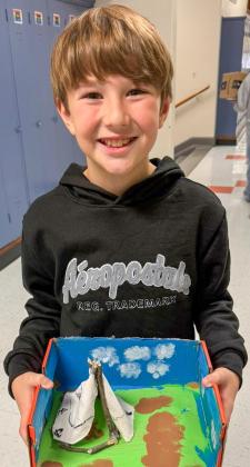 Fourth graders create Native American