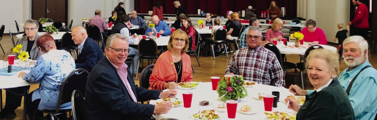 Wellington Senior Citizens Center conducts lunch fundraiser