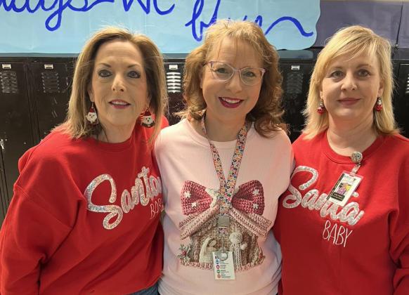 Memphis ISD staff gets in the Christmas spirit