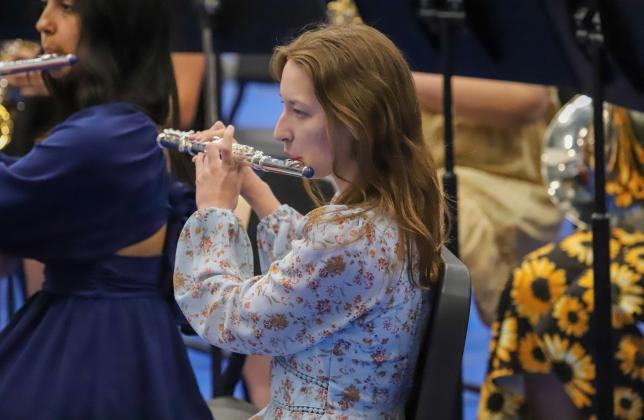 Junior high, high school students perform in end-of-year concert