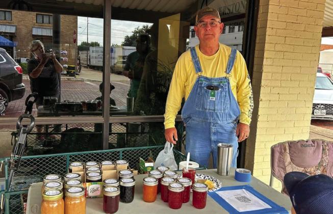 Photos Courtesy of Bethany Stephens The Childress Farmers Market, held the first and third Saturday of the month, hits the bricks Saturday, June 17. Hosted by Gordon’s Furniture and 235, 17 vendors attended the market.