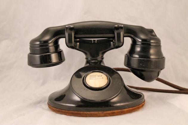 Our home phone (the only kind we had) was located in a nook in the hall in almost the exact center of the house. I don’t remember any dialing mechanism on our home phone… just pick it up and give the operator a name or number. Jim Leggitt Collection