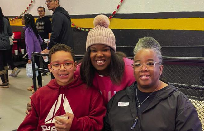 Austin Elementary invites family, friends for Christmas lunch