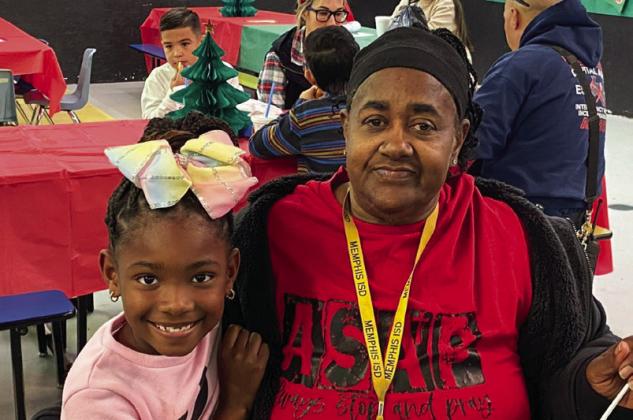 Austin Elementary invites family, friends for Christmas lunch