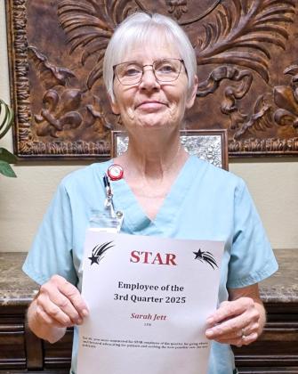 Sarah Jett, Licensed Vocational Nurse and Swing Bed Coordinator, accepts the STAR (Service, Teamwork, Attitude and Results) distinction for the third quarter of 2025 for going above and beyond, advocating for Collingsworth General Hospital patients and seeking the best possible care for the patients. Collingsworth General Hospital