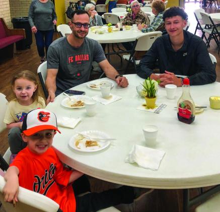 Wellington Lions appreciate pancake breakfast patrons