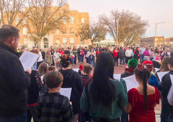 Visitors embrace Collingsworth County’s Lighting of the Square