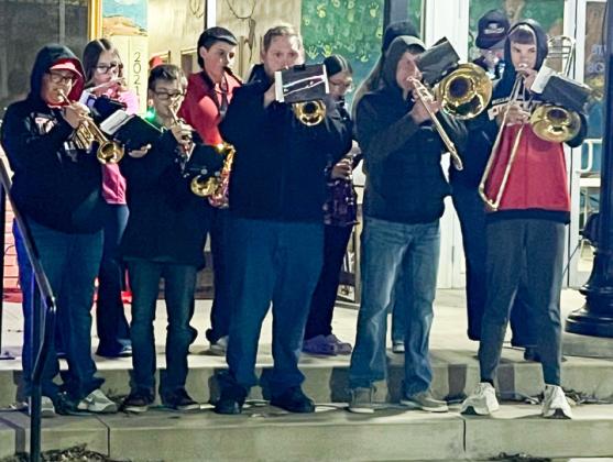 Visitors embrace Collingsworth County’s Lighting of the Square