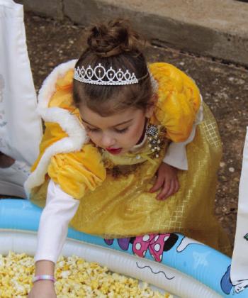 ‘Trick-or-Treat at the Museum’ provides scary fun for hundreds