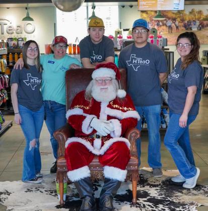 Santa spotting: Kris Kringle stops for a sip at HTeaO