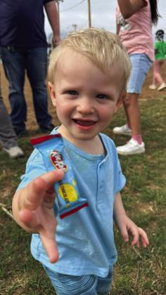 Memphis ISD hosts ‘egg’-citing hunts