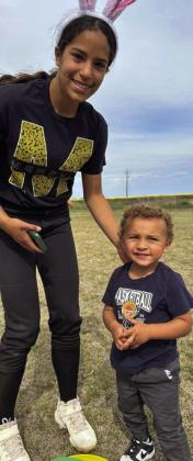 Memphis ISD hosts ‘egg’-citing hunts